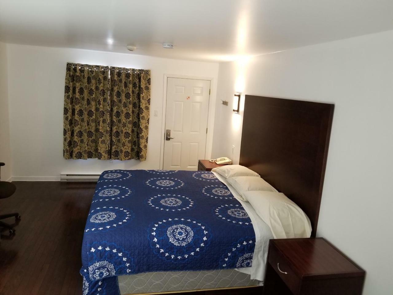 Meilleure Auberge Гатино Экстерьер фото